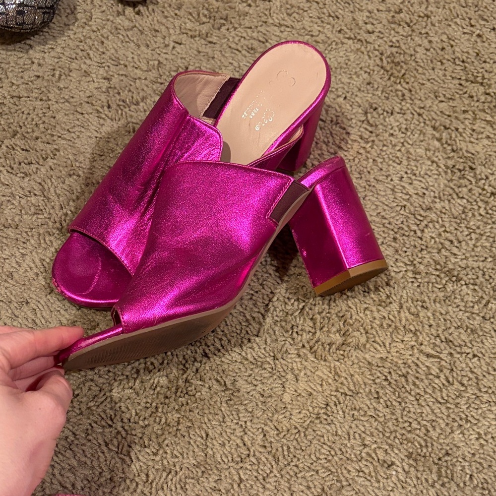 Seychelles Fuchsia Open-Toe Mules - Picture 7 of 8